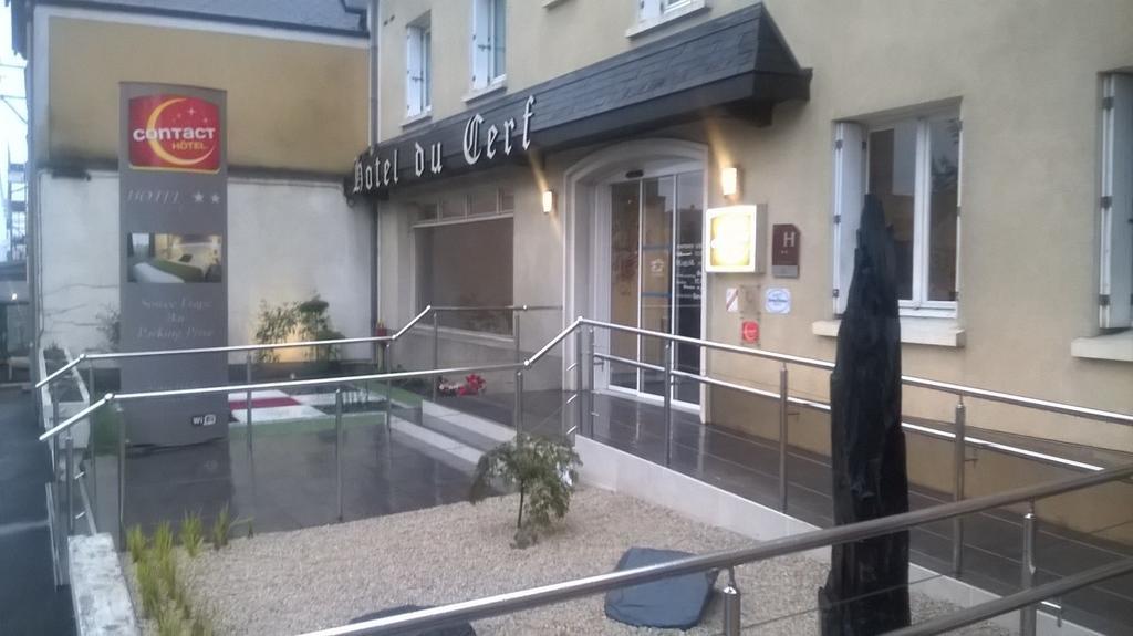 Contact Hotel Du Cerf Château-Gontier Εξωτερικό φωτογραφία