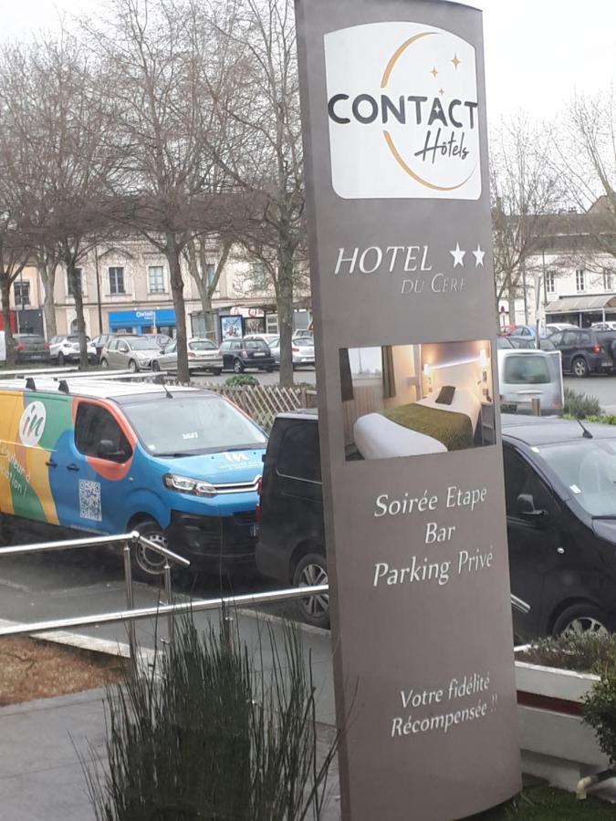 Contact Hotel Du Cerf Château-Gontier Εξωτερικό φωτογραφία